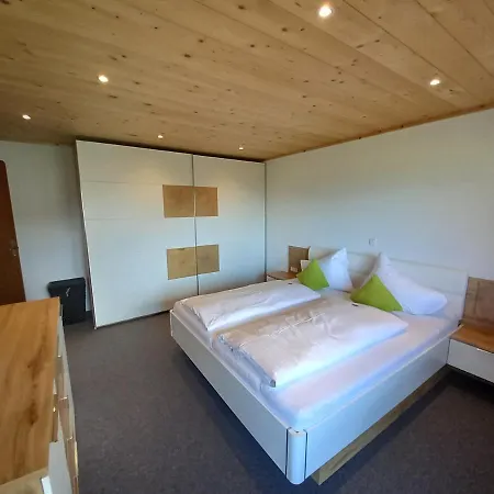 Mittermooshof Apartment *