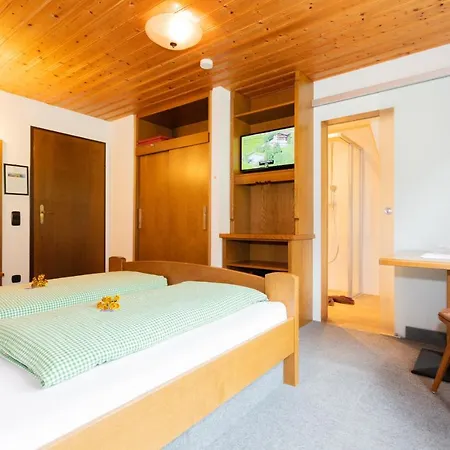 Mittermooshof Apartamento *